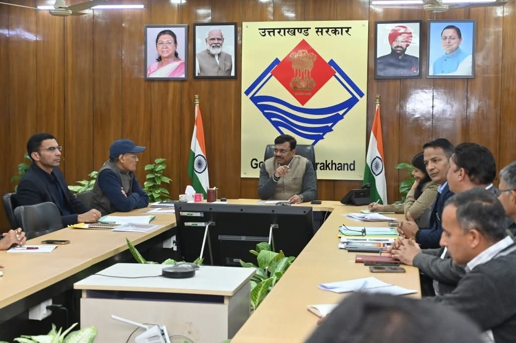 मुख्य सचिव ने भूमि अभिलेखों को डिजिटल करने के दिए आदेश